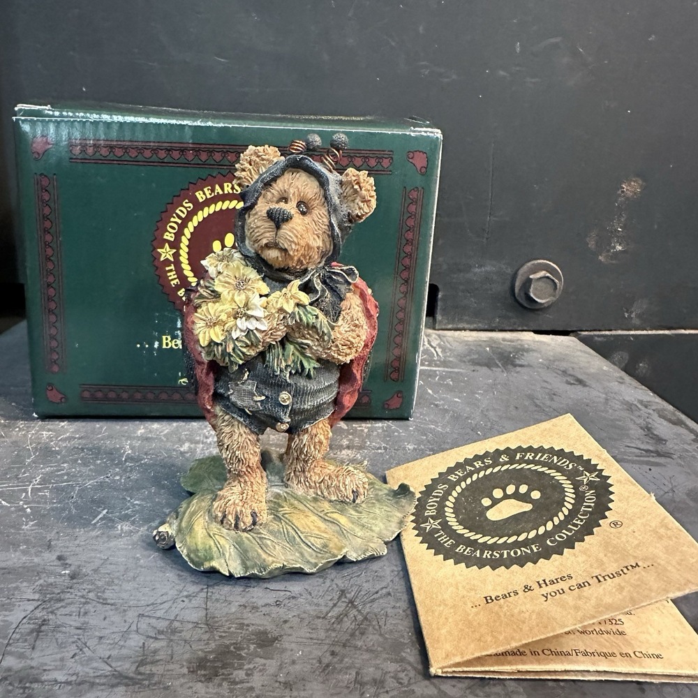 Boyds Bear Dressed As A Lady Bug - Tweedle Bedeedle...Stop & Smell The Flowers